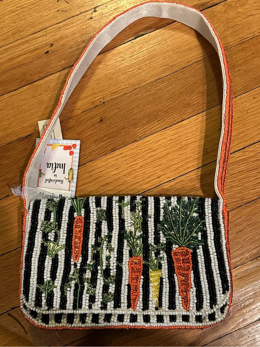 🥕✨ Trendy Handmade Beaded Shoulder Bag – Cottagecore / Farmer’s Market Chic ✨🥕